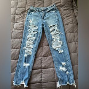 American Eagle: Mom Jeans style
